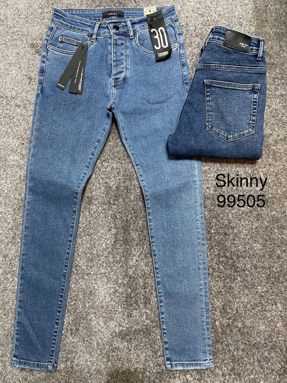 شلوار جین دمپا فیت ( اسکینی) کد محصول : 99505  پارچه ترک تمام کش کیفیت عالی با تنخوری زیبا سایزبندی: 31 تا 34